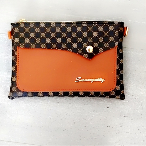 Purse - Picture 1 of 2